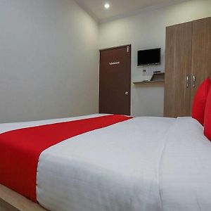 Hotel O Palm Town